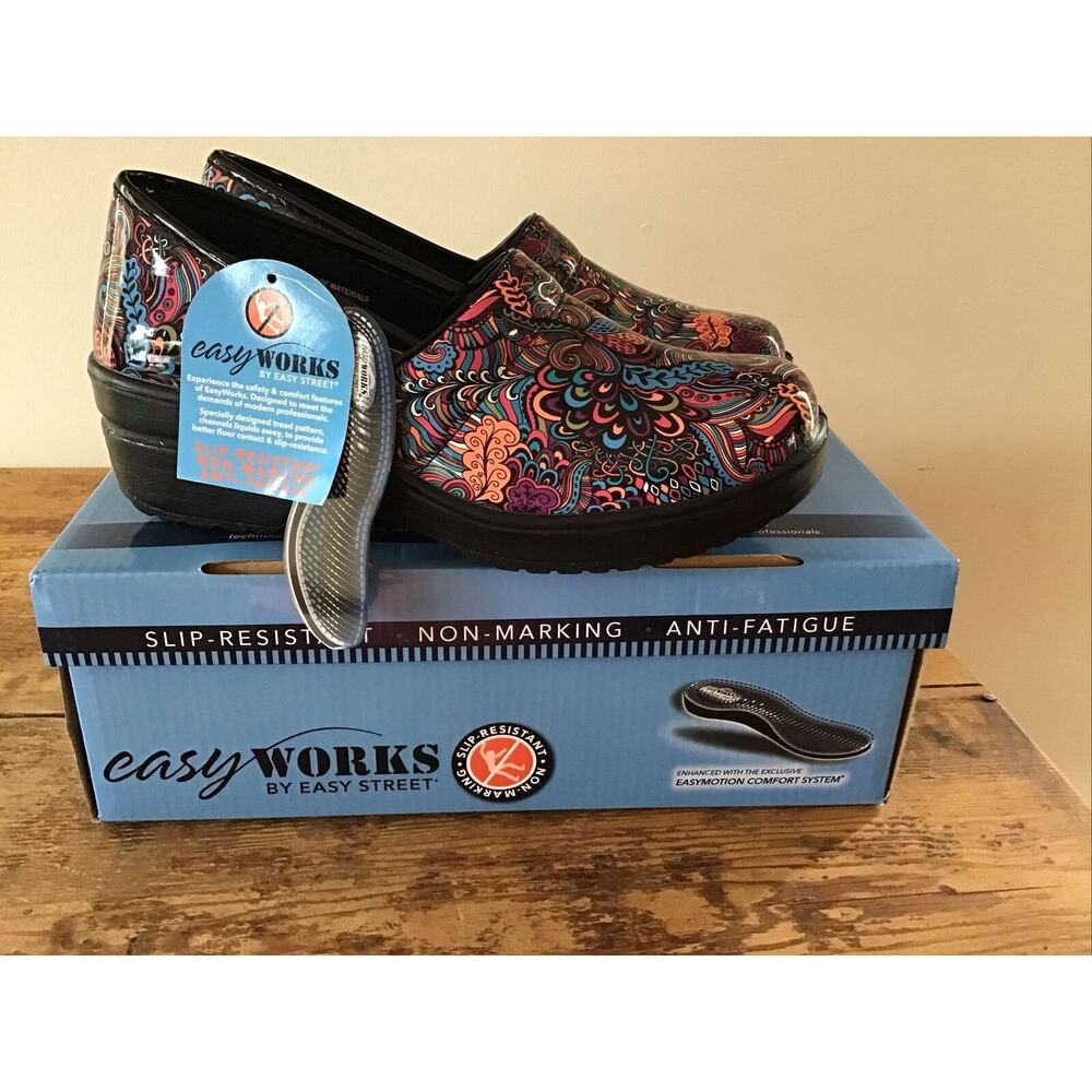 Easy Works By Easy Street Women’s 8 M Bright Pop Patent New In Box Nurse Clog